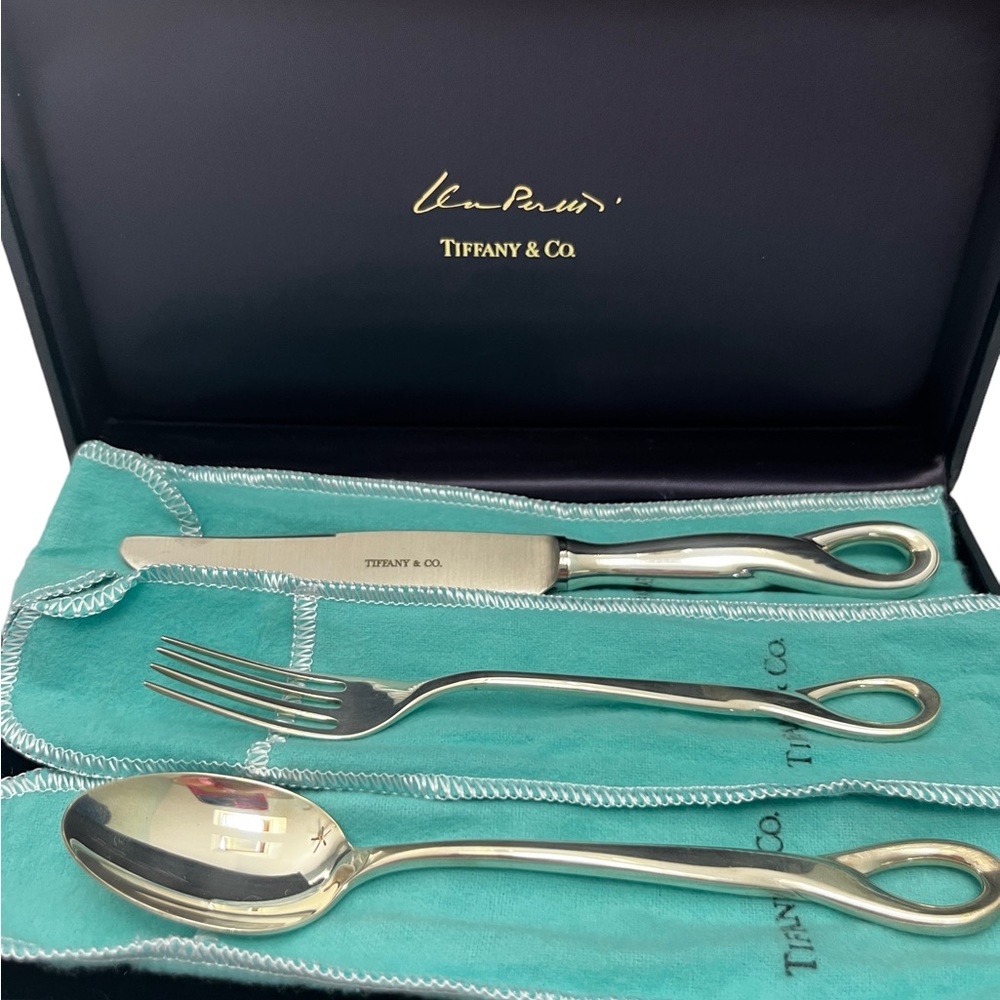 Tiffany & Co. 1984 Elsa Peretti Padova Three Piece Setting Solid Silver.